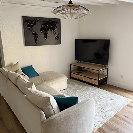 Maison Au Calme Avec Terrasse Privée