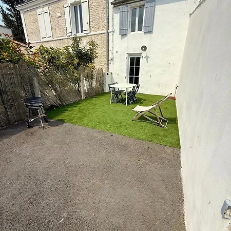 Casa vacanze Maison Au Calme Avec Terrasse Privée *